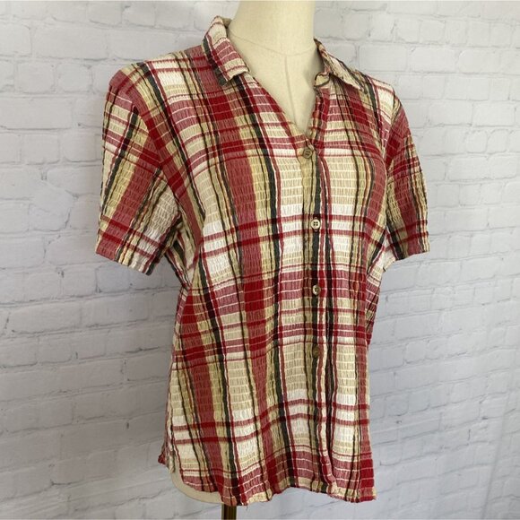 ⭐ 3/$15 Lemon Grass Large Cream Red Plaid Crinkle Short Sleeve Button Up Shirt - Picture 2 of 8
